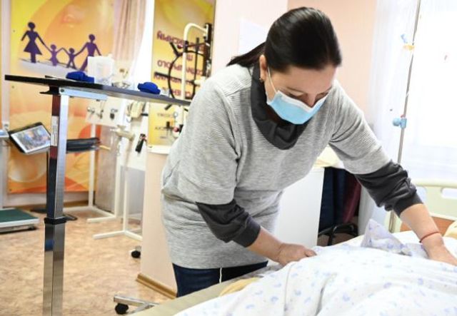 Правила ухода. Заботу об инвалидах и пожилых будет проще засчитать в стаж - Южноуральская панорама, 28.08.2026