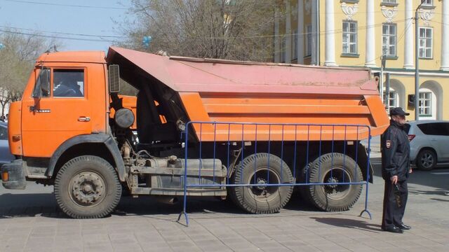 Тяжелым большегрузам запретят ездить по дорогам Ростовской области днем в жару - RostovGazeta, 11.03.2025