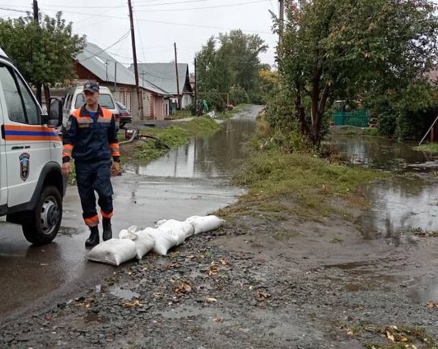 Городские службы ликвидируют последствия непогоды в Барнауле - ТОЛК, 31.08.2025