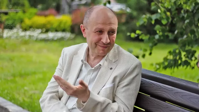 Главврач ЦГБ №7 Сергей Мартиросян: «Заявления, что докторов заменит ИИ, — страшилка для непосвященных» - 66.ru — Городской портал Екатеринбурга, 23.06.2026