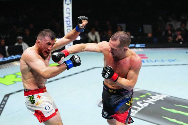 Петр Ян защитил чемпионский титул UFC в легчайшем весе - 66.ru — Городской портал Екатеринбурга, 25.10.2026