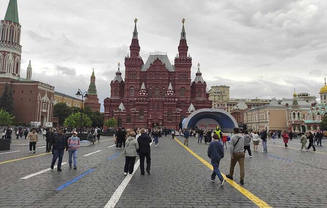 В Москве на Красной площади открылся масштабный иммерсивный музей к 80-летию Парада Победы - Леди.Врн, 21.06.2025