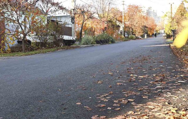 В Воронеже завершили асфальтирование дорог частного сектора, запланированное на 2025 год - Леди.Врн, 18.11.2025