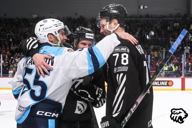 Голевая перестрелка в Челябинске: «Трактор» вырвал победу у «Сибири» (4:3) - Информационное агентство «Урал-пресс-информ», 03.11.2025