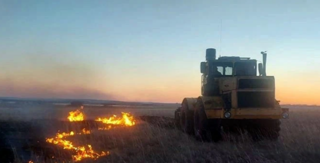 МЧС Челябинской области усилило борьбу с палом травы - Информационное агентство «Урал-пресс-информ», 16.04.2026