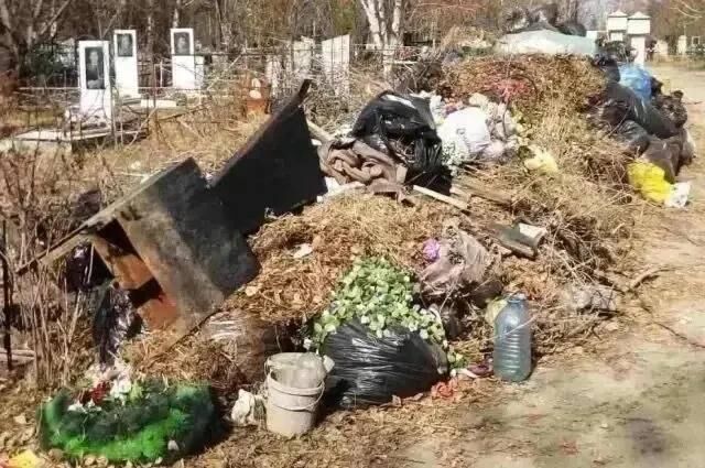 В Копейске на кладбище обнаружили свалку - Информационное агентство «Урал-пресс-информ», 23.05.2026