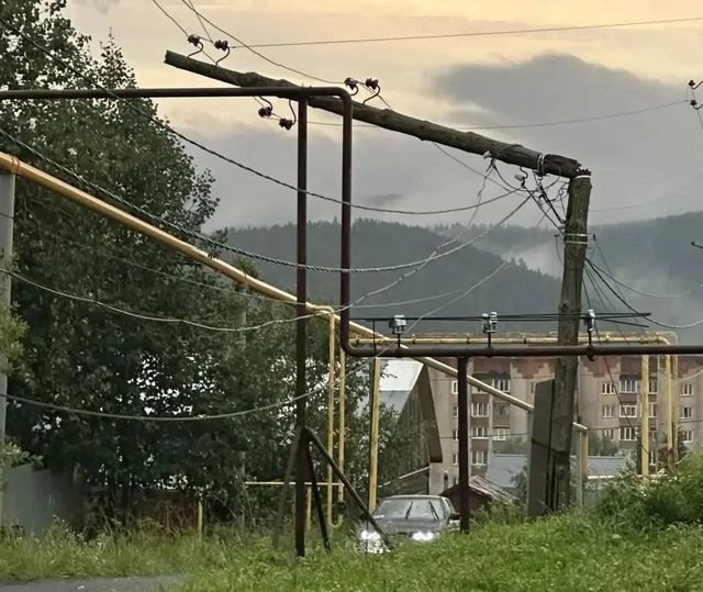 Восстановлено электроснабжение большинства потребителей Златоуста, нарушенное грозой и ветром - Информационное агентство «Урал-пресс-информ», 11.07.2026