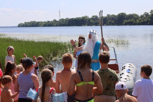 День Нептуна с пенной дискотекой и играми отметили на Бору Нижегородской области - Лента новостей НТА-Приволжье, 26.07.2025