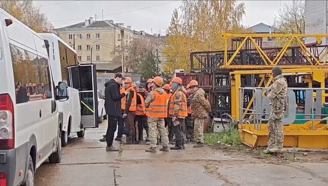27 натурализованных нижегородцев доставили в военкомат после воскресного рейда - Лента новостей НТА-Приволжье, 02.11.2025