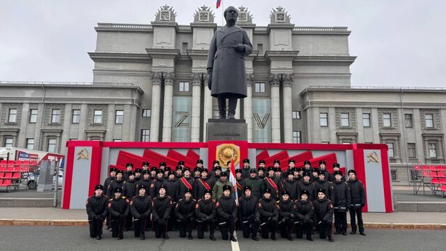 Нижегородские кадеты приняли участие в XV"Параде памяти" в Самаре - Лента новостей НТА-Приволжье, 07.11.2025