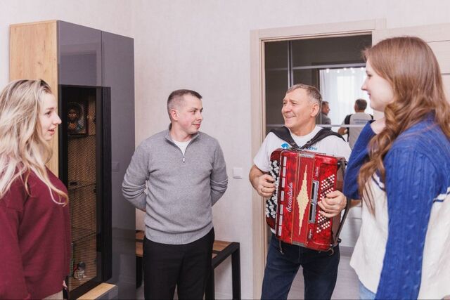 Волонтёры поздравили военнослужащих с Днём защитника - Лента новостей НТА-Приволжье, 23.02.2026