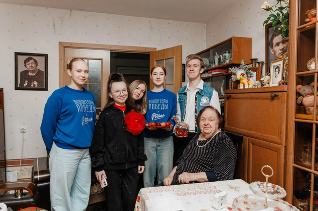 Волонтёры Победы поздравили нижегородских ветеранов Волонтёры Победы поздравили нижегородских ветеранов - Лента новостей НТА-Приволжье, 13.04.2026