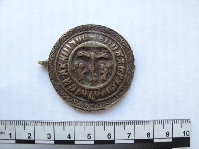 Уфимка пыталась вывезти в Египет антикварную панагию - Лента новостей НТА-Приволжье, 18.04.2026