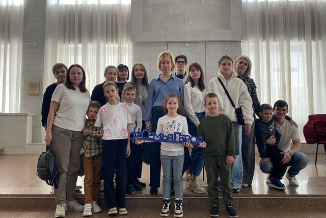День культуры в музтеатре: «Единая Россия» пригласила семьи участников СВО на экскурсию - Новости Ростова-на-Дону - последние новости Ростова-на-Дону сегодня на 1rnd.ru, 25.03.2025
