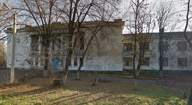В Шахтах из-за поджога травы загорелся дворец культуры - Новости Ростова-на-Дону - последние новости Ростова-на-Дону сегодня на 1rnd.ru, 13.07.2025