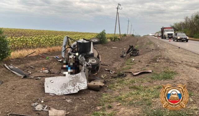 На трассе Таганрог – Покровское смертельное ДТП: водитель «четырнадцатой» погиб на месте - Новости Ростова-на-Дону - последние новости Ростова-на-Дону сегодня на 1rnd.ru, 04.08.2025