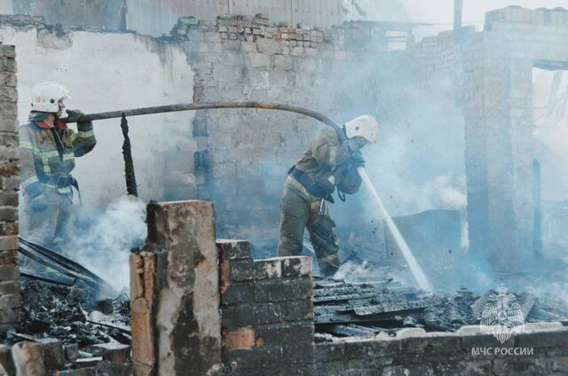 За сутки в Ростовской области ликвидировали 6 техногенных пожаров и спасли 4 человека - Новости Ростова-на-Дону - последние новости Ростова-на-Дону сегодня на 1rnd.ru, 16.09.2025