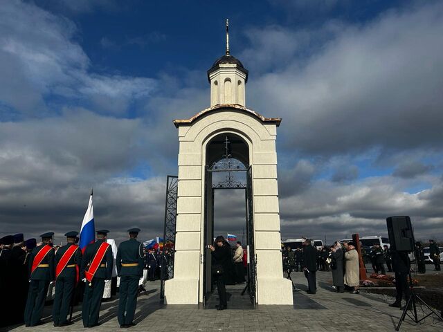В Новочеркасске освятили часовню на Аллее Славы - Новости Ростова-на-Дону - последние новости Ростова-на-Дону сегодня на 1rnd.ru, 01.11.2025