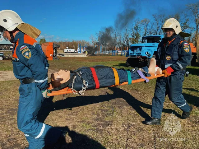 Пожарные спасли трех человек в Ростовской области за прошедшие сутки Пожарные спасли трех человек в Ростовской области за прошедшие сутки - Новости Ростова-на-Дону - последние новости Ростова-на-Дону сегодня на 1rnd.ru, 03.11.2025