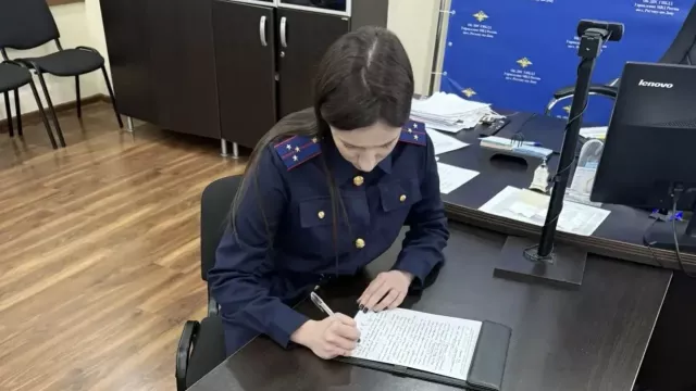 В Ростове очередной полицейский попался на взятке В Ростове очередной полицейский попался на взятке - Новости Ростова-на-Дону - последние новости Ростова-на-Дону сегодня на 1rnd.ru, 26.03.2026