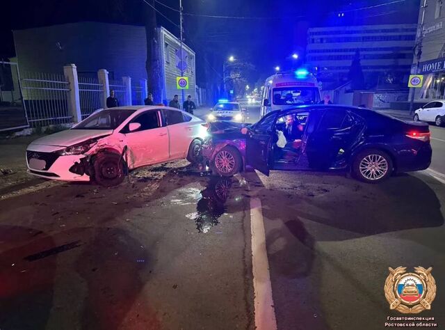 Ночное ДТП на Театральном проспекте в Ростове: два человека пострадали - Новости Ростова-на-Дону - последние новости Ростова-на-Дону сегодня на 1rnd.ru, 29.03.2026