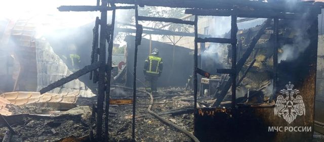 Двое подростков погибли в пожаре в Батайске - Новости Ростова-на-Дону - последние новости Ростова-на-Дону сегодня на 1rnd.ru, 30.06.2026