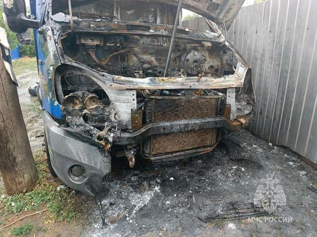 Житель Морозовска получил ожоги, туша горящую «Газель» Житель Морозовска получил ожоги, туша горящую «Газель» - Новости Ростова-на-Дону - последние новости Ростова-на-Дону сегодня на 1rnd.ru, 24.07.2026
