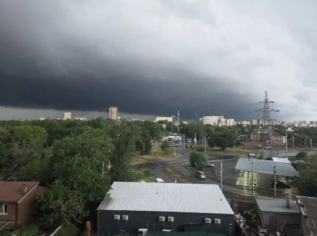 Ливни и сильный ветер ожидаются в Ростовской области утром 27 июля - Новости Ростова-на-Дону - последние новости Ростова-на-Дону сегодня на 1rnd.ru, 26.07.2026