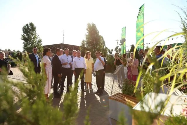 «Зелёный код»: в Ростове стартовал первый фестиваль ландшафтного искусства - Новости Ростова-на-Дону - последние новости Ростова-на-Дону сегодня на 1rnd.ru, 26.08.2026