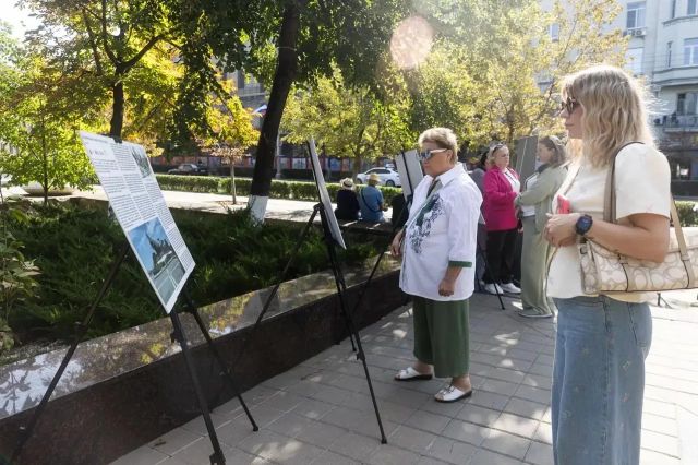 Подарки ко Дню города: бесплатный Wi-Fi в центре Ростова, праздничный трамвай и пешие экскурсии Подарки ко Дню города: бесплатный Wi-Fi в центре Ростова, праздничный трамвай и пешие экскурсии - Новости Ростова-на-Дону - последние новости Ростова-на-Дону сегодня на 1rnd.ru, 20.09.2026