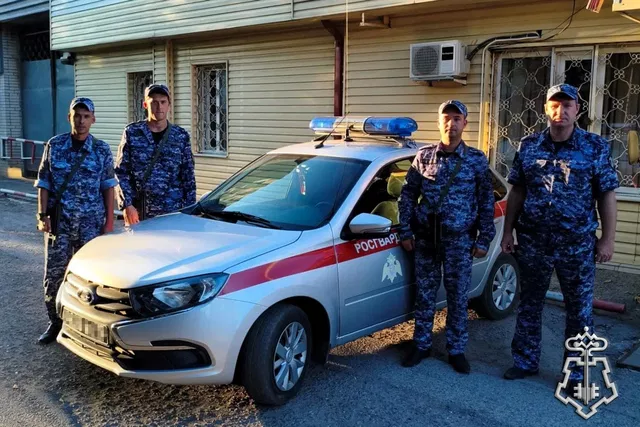 В Таганроге пьяный дебошир с ножом угрожал медикам: пришлось вызвать росгвардейцев - Новости Ростова-на-Дону - последние новости Ростова-на-Дону сегодня на 1rnd.ru, 25.09.2026