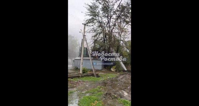 В Ростове на улице Российской из-под земли забил «фонтан» высотой около 15 метров - Новости Ростова-на-Дону - последние новости Ростова-на-Дону сегодня на 1rnd.ru, 01.10.2026