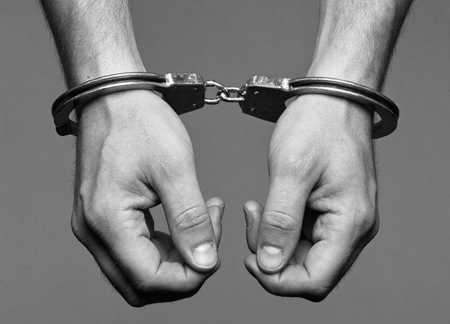 Попросил сигарету и сорвал цепочку: 24-летний бомж задержан за грабеж в Ростове - Новости Ростова-на-Дону - последние новости Ростова-на-Дону сегодня на 1rnd.ru, 13.10.2026