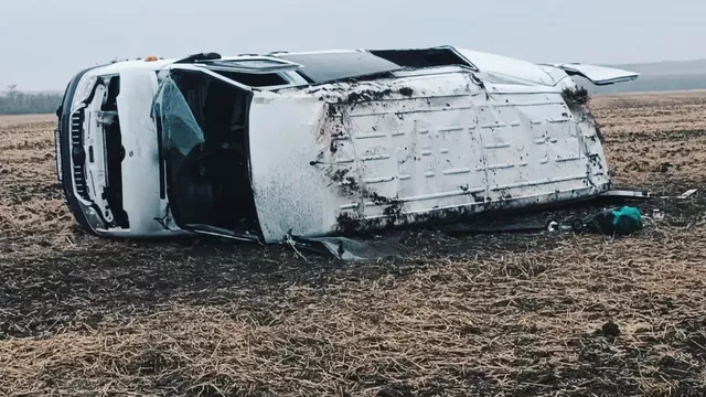 Фургон с пассажирами перевернулся в Матвеево-Курганском районе: пострадали пятеро человек - Новости Ростова-на-Дону - последние новости Ростова-на-Дону сегодня на 1rnd.ru, 15.10.2026