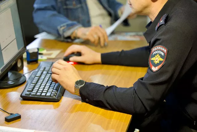 Полиция Новошахтинска устанавливает мошенника, обманувшего москвичку на 3,2 млн рублей - Новости Ростова-на-Дону - последние новости Ростова-на-Дону сегодня на 1rnd.ru, 22.10.2026
