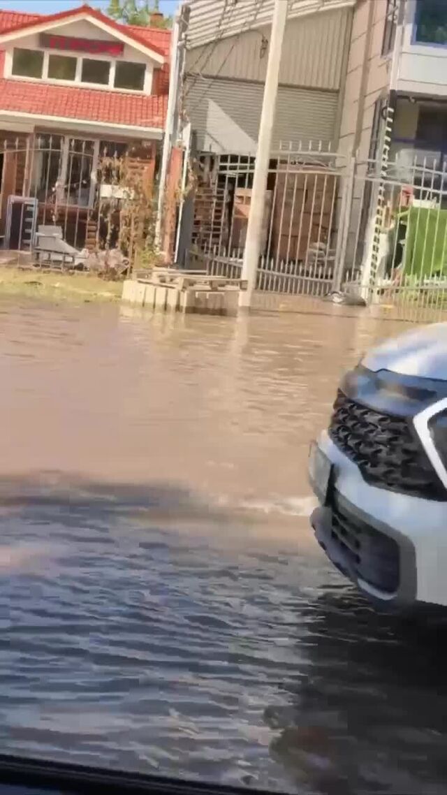 Улица Каскадная в Ростове ушла под воду - Privet-Rostov.ru, 19.08.2025