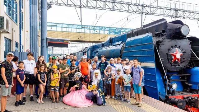 Сезонный пригородный поезд будет курсировать между Ростовом и Таганрогом - RostovGazeta, 15.05.2024