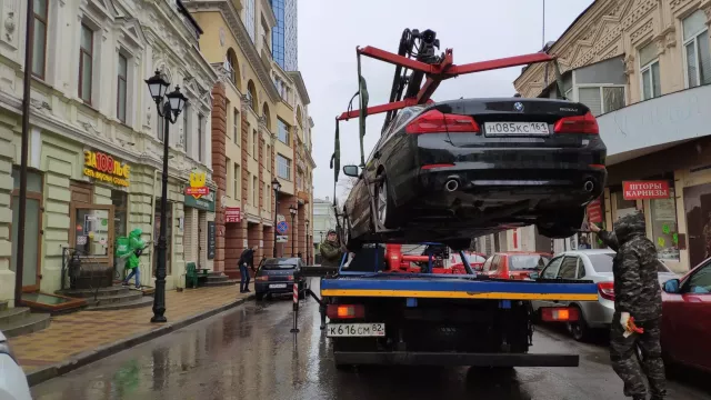 Автоюрист рассказал, как эвакуаторщики зарабатывают на водителях в Ростове - RostovGazeta, 10.01.2025