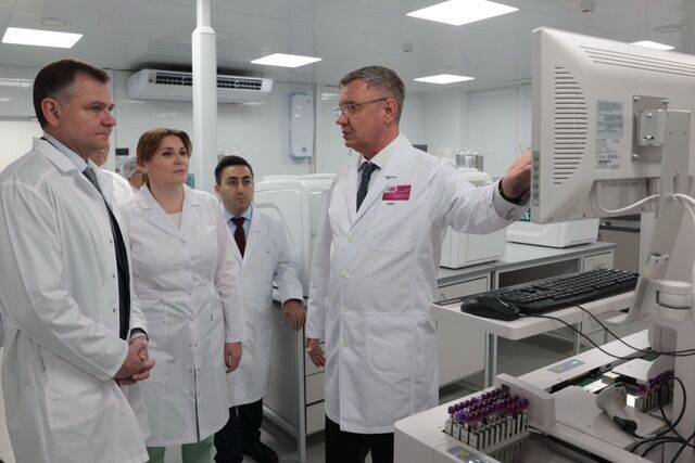 Губернатор Ростовской области побывал в Областном консультативно-диагностическом центре и поздравил коллектив лечебного учреждения с 30-летием. Губернатор Ростовской области побывал в Областном консультативно-диагностическом центре и поздравил коллектив лечебного учреждения с 30-летием. - Ростов Газета | Новости Ростова-на-Дону, 31.10.2025