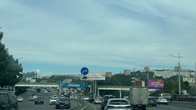 Исчезает на глазах: легендарную конструкцию разбирают во Владивостоке — фото - Восток-Медиа | Новости Приморья и Владивостока, 19.11.2025