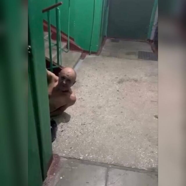 Неизвестный мужчина пытался взломать дверь квартиры во Владивостоке - Vladnews.ru - Новости Владивосток и Дальнего Востока, 31.07.2025