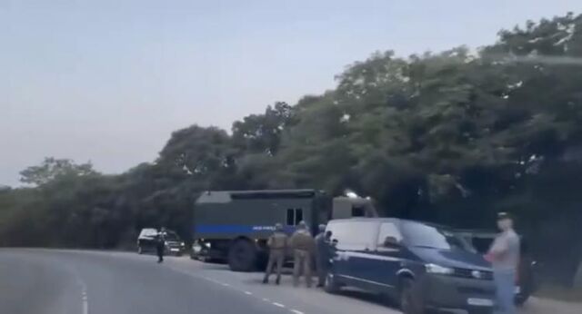 Хлопки газа повредили автомобили на Щитовой во Владивостоке - Vladnews.ru - Новости Владивосток и Дальнего Востока, 16.09.2025