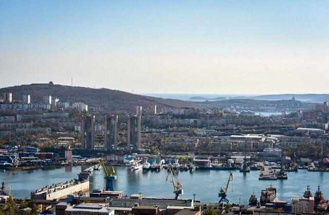 Движение ограничат на улице Котельникова во Владивостоке Движение ограничат на улице Котельникова во Владивостоке - Vladnews.ru - Новости Владивосток и Дальнего Востока, 27.10.2025