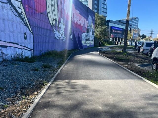 Асфальт уложили на проспекте Красного Знамени во Владивостоке Асфальт уложили на проспекте Красного Знамени во Владивостоке - Vladnews.ru - Новости Владивосток и Дальнего Востока, 31.10.2025