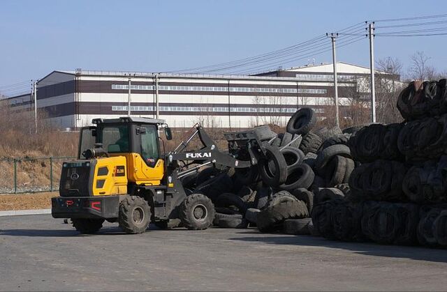В Приморье утилизировано около 3,6 тысяч тонн автомобильных покрышек. В Приморье утилизировано около 3,6 тысяч тонн автомобильных покрышек. - Vladnews.ru - Новости Владивосток и Дальнего Востока, 10.11.2025