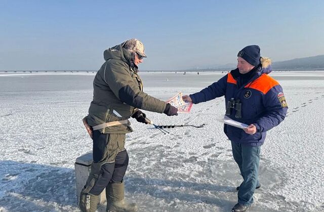 Спасатели Приморья предупреждают об опасности осеннего льда - Vladnews.ru - Новости Владивосток и Дальнего Востока, 12.11.2025