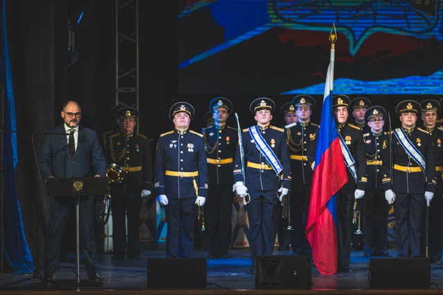 Моряков Тихоокеанского флота торжественно поздравили во Владивостоке - Vladnews.ru - Новости Владивосток и Дальнего Востока, 23.02.2026