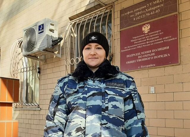 В Уссурийске инспектор-кинолог помогла на улице женщине с эпилепсией - Vladnews.ru - Новости Владивосток и Дальнего Востока, 16.03.2026