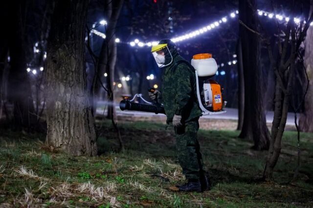 Обработку территорий от клещей проводят во Владивостоке - Vladnews.ru - Новости Владивосток и Дальнего Востока, 15.04.2026