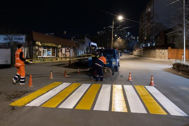 Работы по обновлению дорожной разметки начались во Владивостоке - Vladnews.ru - Новости Владивосток и Дальнего Востока, 22.04.2026